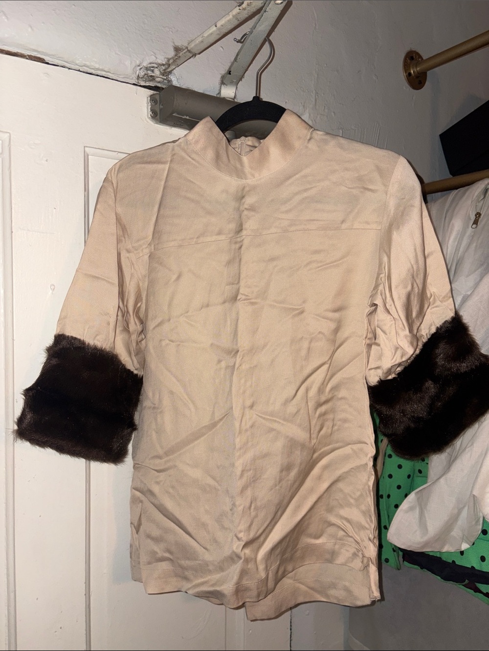 Zara Women's Cream Short-Sleeve Coat with Brown Fur Cuffs